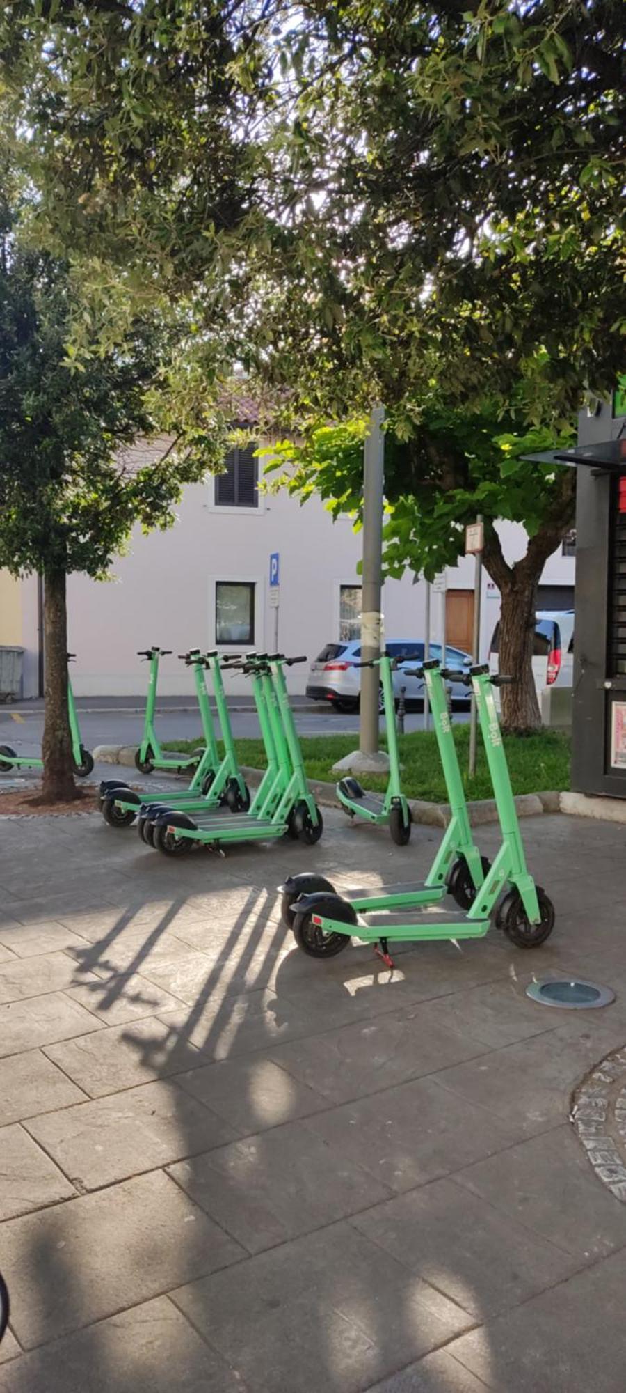 Apartma Ela Koper Bagian luar foto